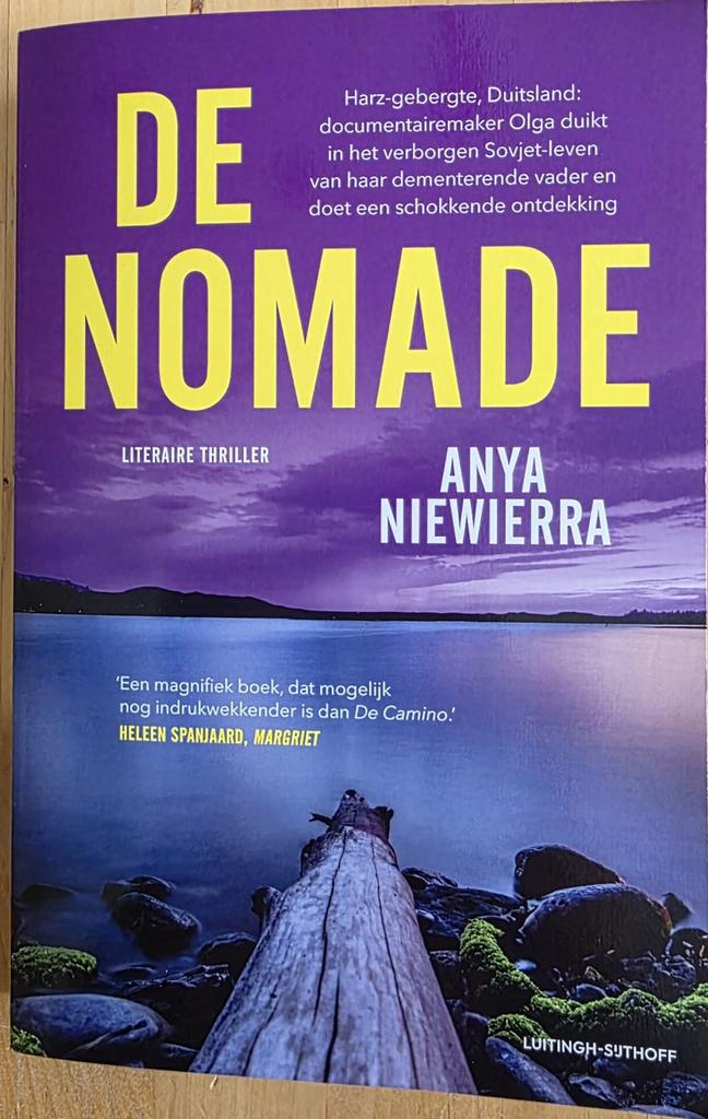 Anya Niewierra - De nomade, Boeken, Thrillers, Ophalen of Verzenden, Zo goed als nieuw