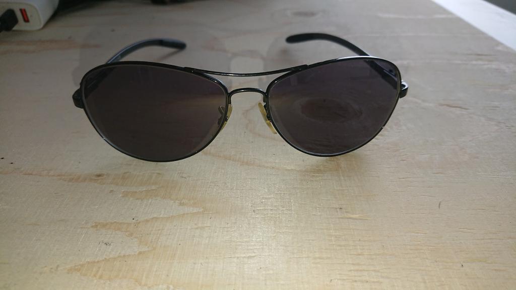 Ray ban zonnebril Carbon edt., Sieraden, Tassen en Uiterlijk, Zonnebrillen en Brillen | Heren, Ophalen, Zo goed als nieuw, Ray-Ban