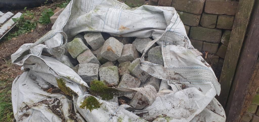 Graniet keitjes / kinderkopjes, Tuin en Terras, Graniet, Ophalen of Verzenden, Zo goed als nieuw, Kei