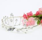 Mooie bruid tiara versiert met strass stenen., Ophalen of Verzenden, Nieuw