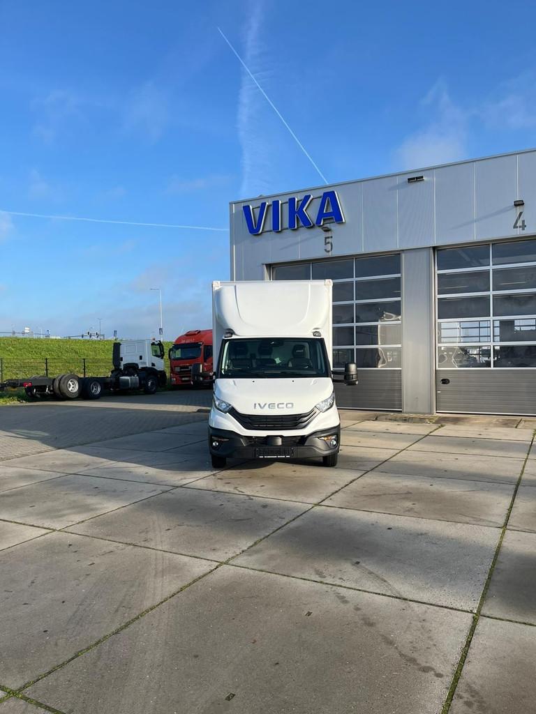 Iveco Daily 35C18HA8 bakwagen met laadklep (1000 kg.), Auto's, Bestelauto's, Bedrijf, Te koop, ABS, Airconditioning, Alarm, Apple Carplay