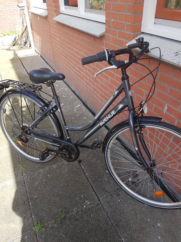 avenue damesfiets Versnellingen: 7 met handremmen, 47 tot 50 cm, Versnellingen, Zo goed als nieuw, Ophalen