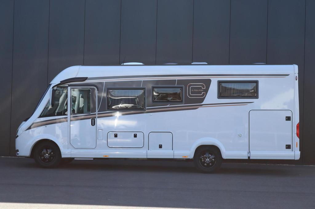 Carthago C-Tourer I 150 QB 170pk Automaat | Zo goed als nieu, Hordeur, Achteruitrijcamera, 7 tot 8 meter, Bedrijf