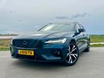 Volvo V60 B4 R-Design 197 PK Leder | Black, Auto's, Euro 5, 15 km/l, 1800 kg, Zwart
