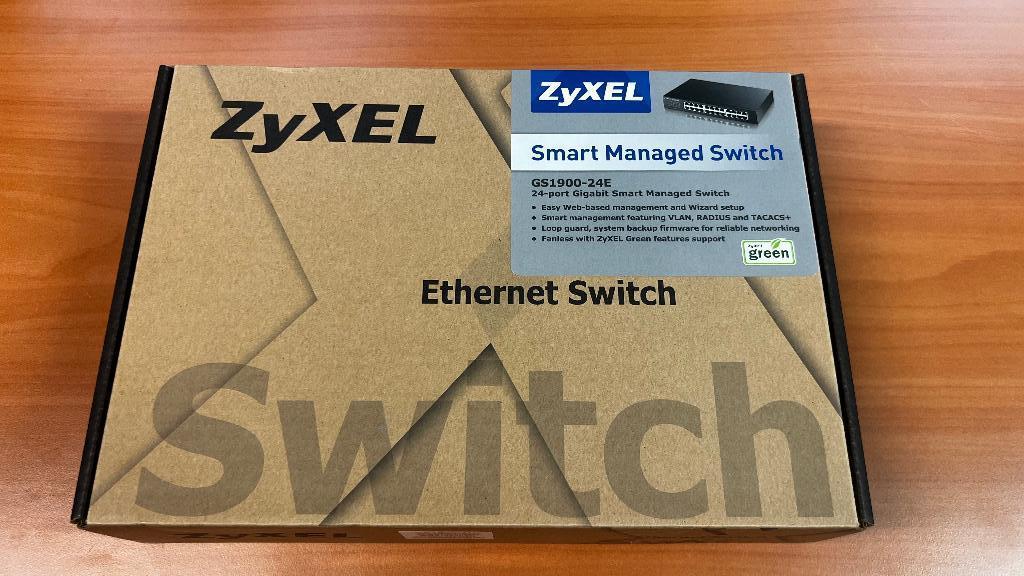 ZyXEL GS1900-24E smart switch (24 port), Computers en Software, Netwerk switches, Ophalen of Verzenden, Nieuw