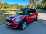 Mini 1.6 16V Cooper S 128KW 2007 Rood nw apk, Voorwielaandrijving, 4 cilinders, 4 stoelen, 49 €/maand