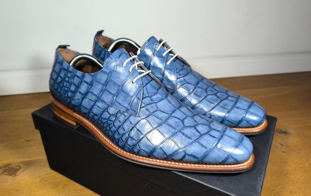 Floris van Bommel herenschoenen maat 9,5 / 44, Kleding | Heren, Schoenen, Ophalen, Blauw, Floris van Bommel, Zo goed als nieuw