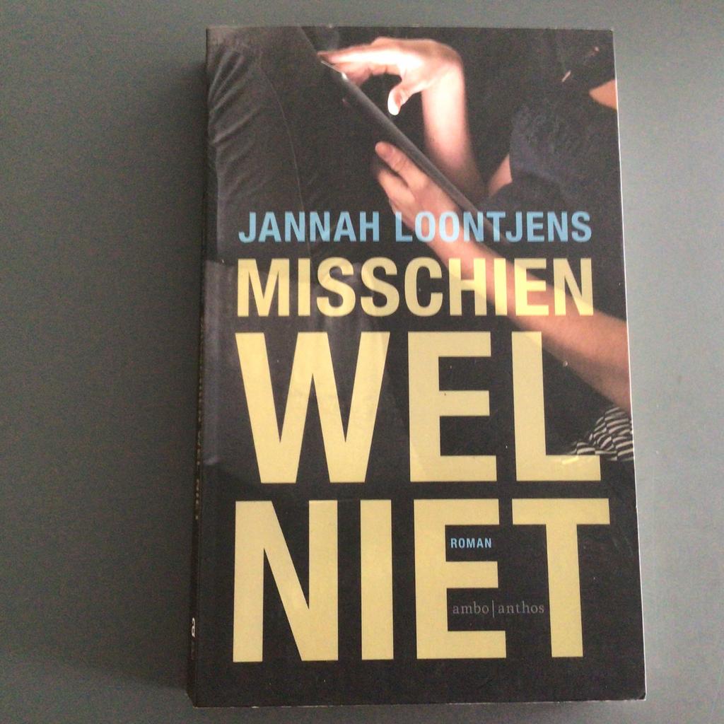 Jannah Loontjens - Misschien wel niet, Ophalen of Verzenden, Zo goed als nieuw, Nederland, Jannah Loontjens