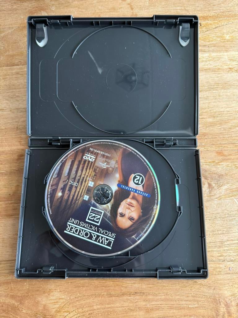 Law & Order: Special Victims Unit svu complete seizoen 22, Cd's en Dvd's, Dvd's | Tv en Series, Vanaf 12 jaar, Verzenden, Gebruikt