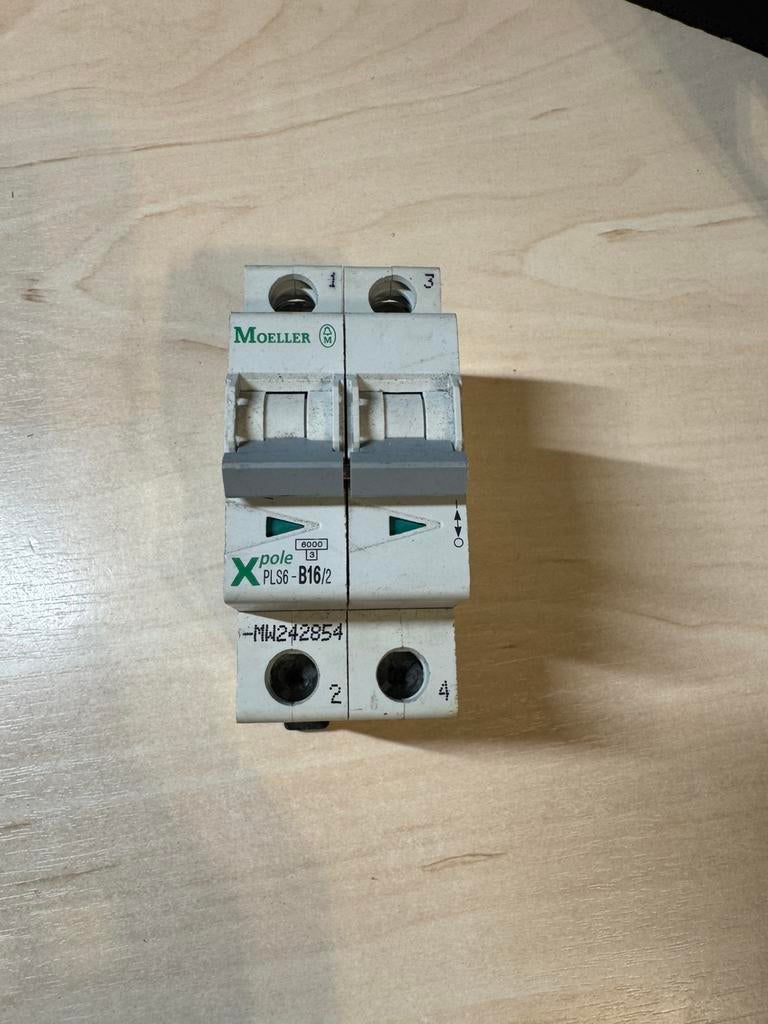 Moeller Xpole PLS6-B16/2 automaat 16A 2-polig (1.1), Hobby en Vrije tijd, Ophalen of Verzenden, Gebruikt