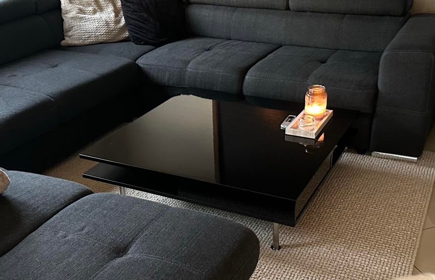 Hoogglans zwarte salontafel, Huis en Inrichting, Tafels | Salontafels, Ophalen, Gebruikt, Vierkant, Modern