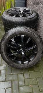 Zo goed als nieuwe winterbanden R18, Auto-onderdelen, Banden en Velgen, Ophalen, 18 inch, Gebruikt, Winterbanden