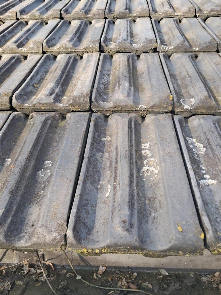 Dakpannen (50stuks ongeveer), Ophalen, Gebruikt, Steen of Klei, 15 m² of meer