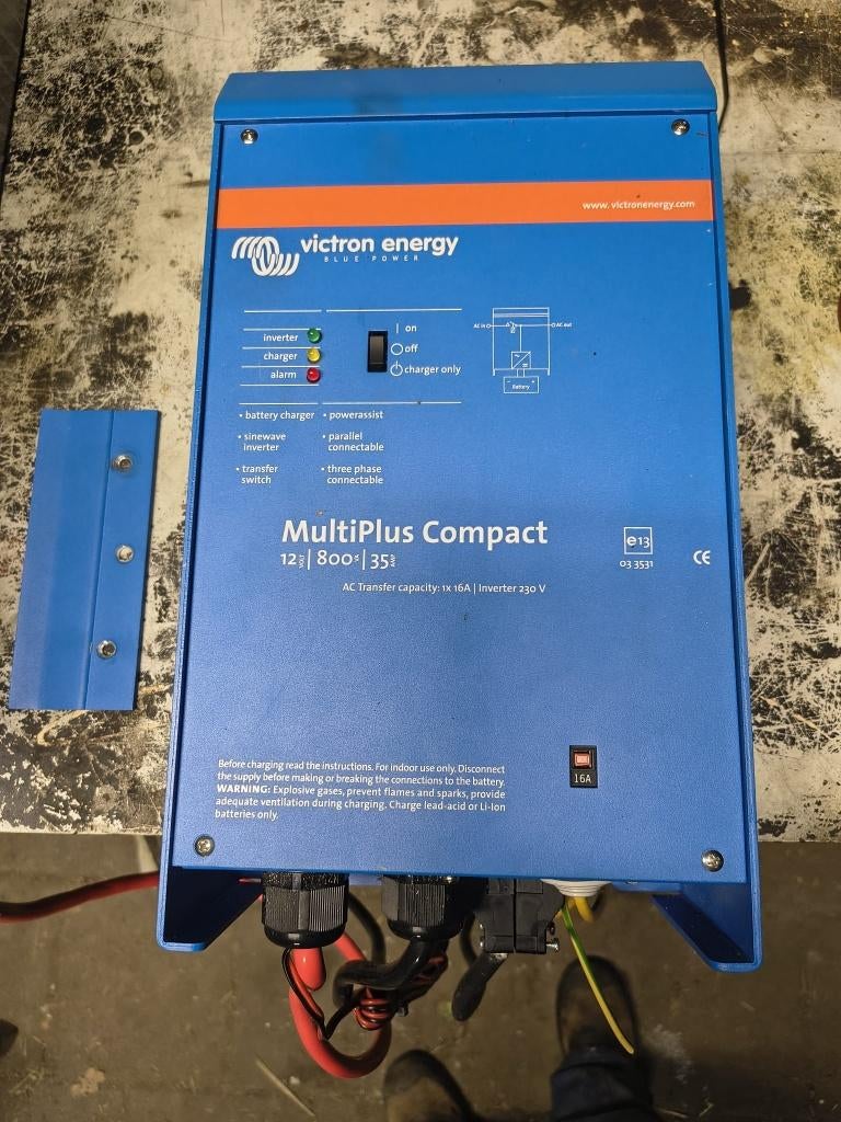 Victron omvormer lader 12-800-35 + accu 185ampere mastervolt, Caravans en Kamperen, Camper-accessoires, Ophalen, Gebruikt