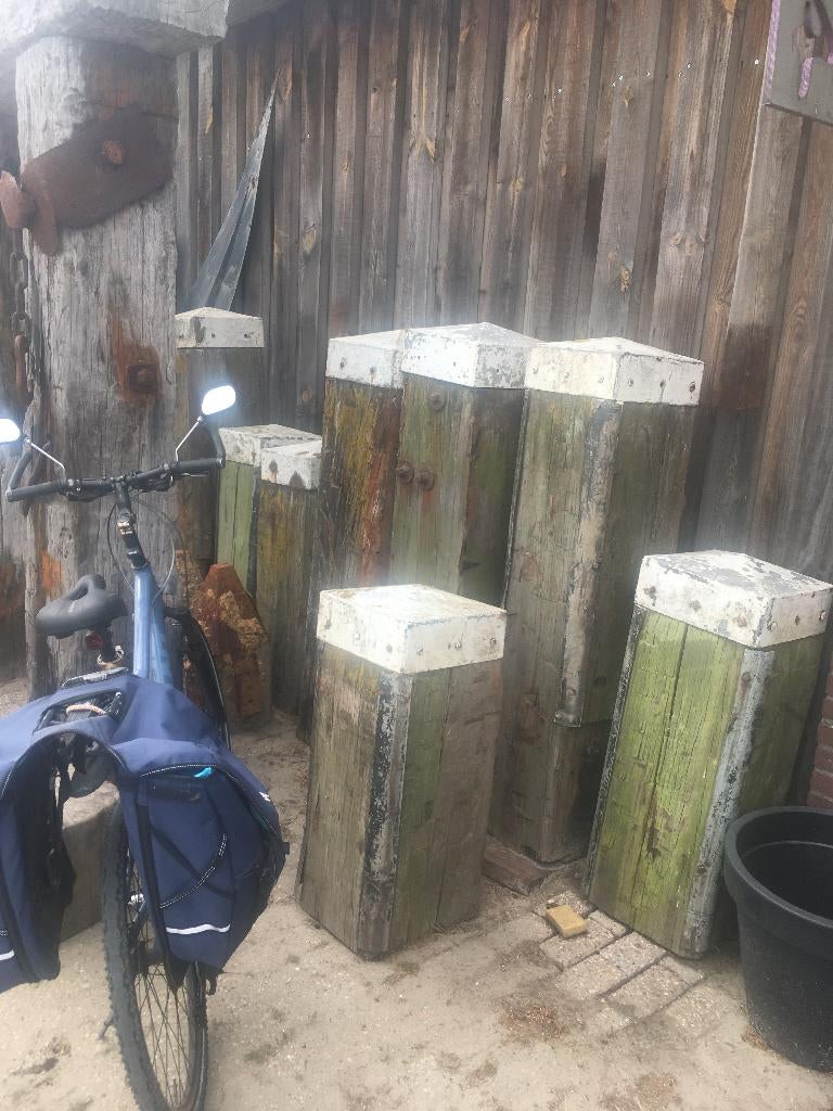 echte hardhouten meerpalen met metalen kap, Ophalen, Gebruikt, Palen, Hardhout