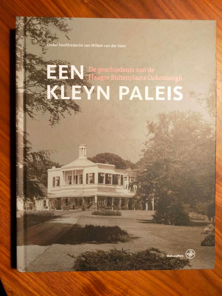 Een kleyn paleis Geschiedenis Haagse buitenplaats Ockenburgh, Ophalen of Verzenden, Zo goed als nieuw