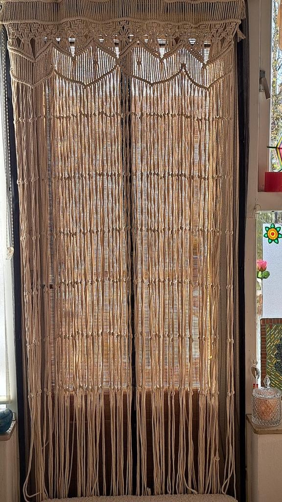 Macramé deurgordijn Ibiza style. "Vliegenwerend" in crème, Ophalen, Zo goed als nieuw