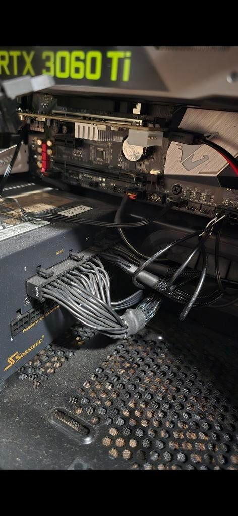 Nvidia GeForce RTX 3060 Ti Videokaart, Computers en Software, Videokaarten, Gebruikt, Nvidia, PCI-Express 4.0, GDDR6, HDMI, DisplayPort