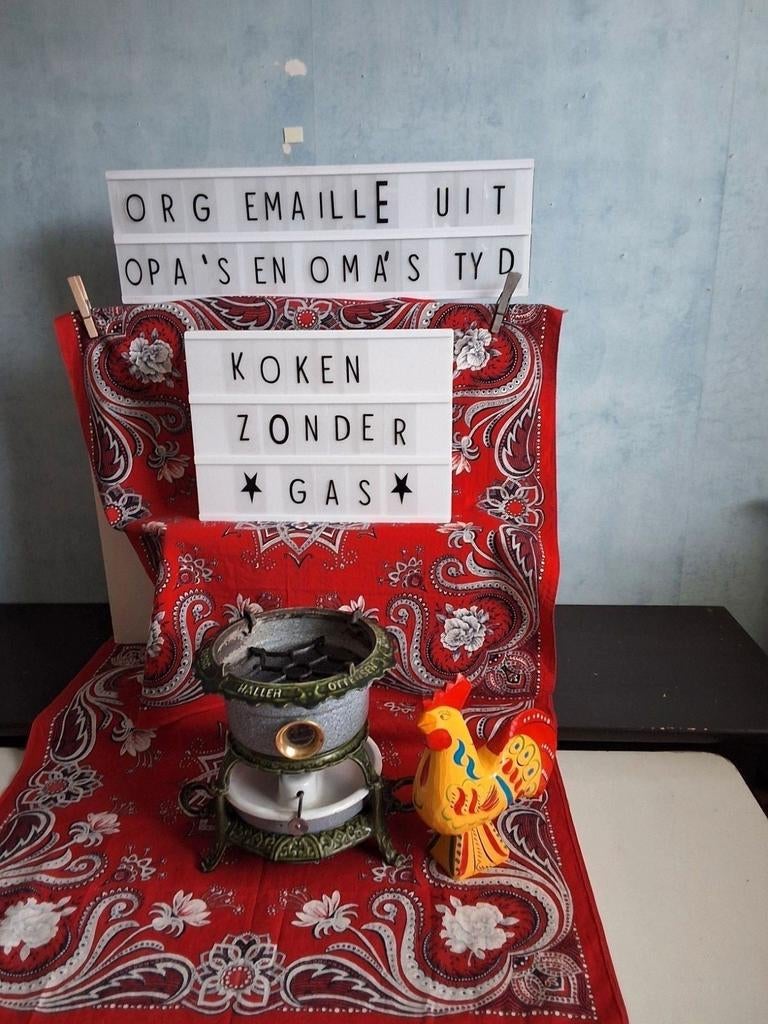 👌gietijzer geëmailleerd  compleet  OLIESTEL  3 FOTO'S, Ophalen of Verzenden