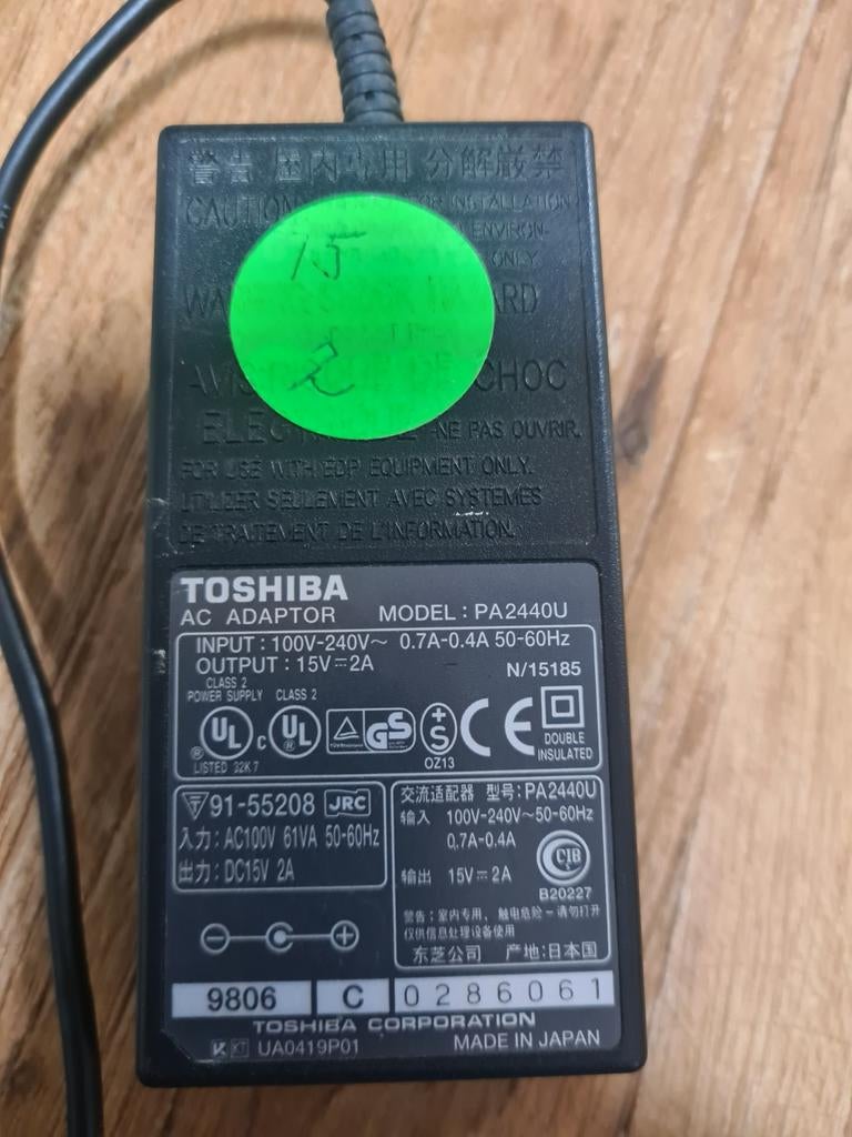 Toshiba AC Adapter PA2440U 15V 2A, Ophalen of Verzenden