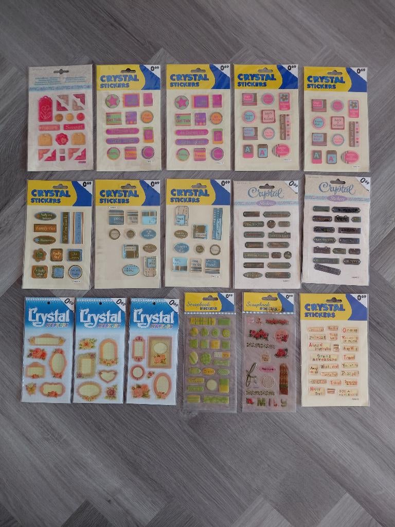 Scrapbook Embellishments Teksten Crystal Stickers 16x (NIEUW, Hobby en Vrije tijd, Scrapbooking, Ophalen of Verzenden, Nieuw, Versiering of Embellishment