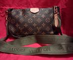 Louis vuitton pochette, Ophalen of Verzenden, Zo goed als nieuw, Zwart