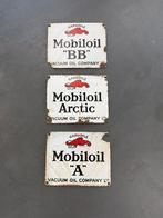 Drie oude Mobiloil emaille reclame borden, Ophalen of Verzenden, Gebruikt, Reclamebord