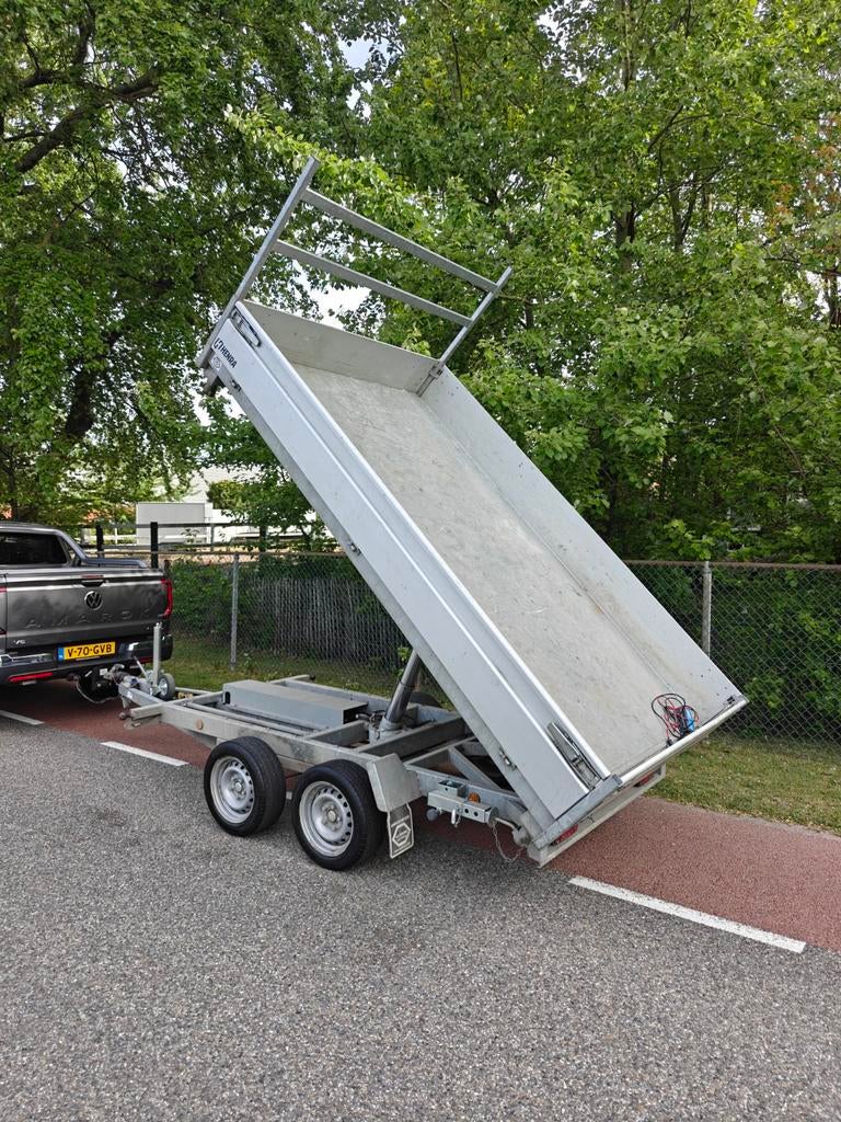 Henra 3 zijdige kipper aanhanger + rijplaten, Auto diversen, Ophalen of Verzenden, Zo goed als nieuw