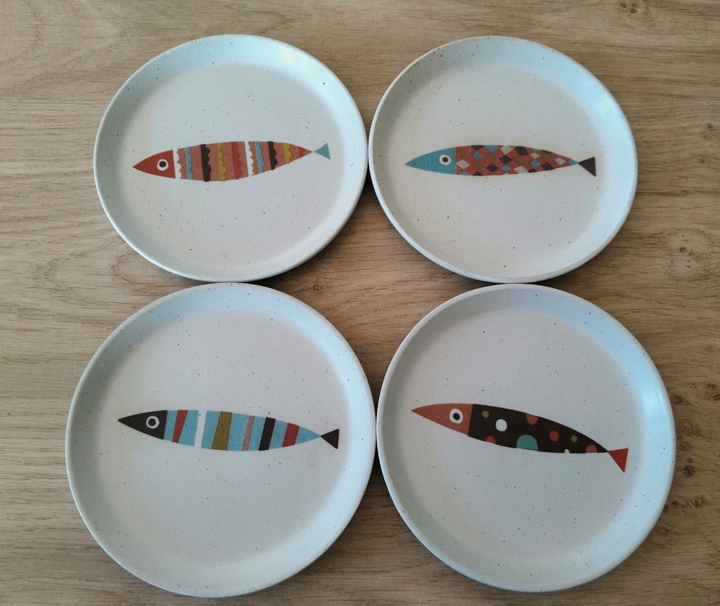 4 COSY & TRENDY BORDJES MET VISSEN*AMUSE BORDJES, Huis en Inrichting, Verzenden, Zo goed als nieuw, Overige stijlen, Bord(en)