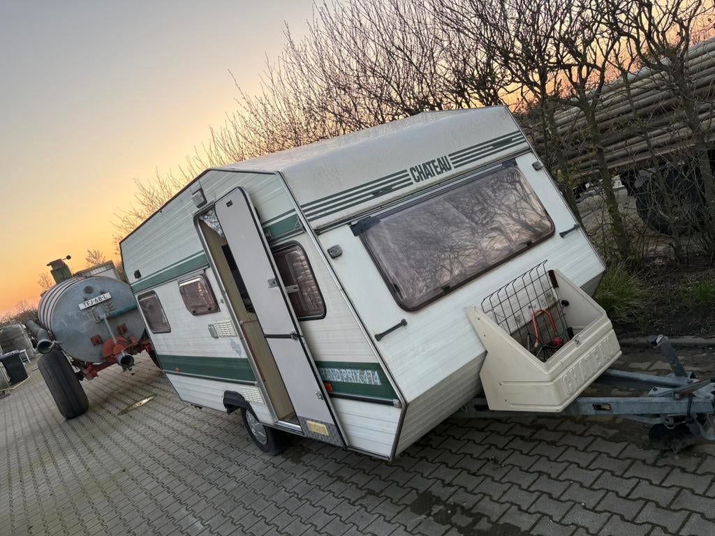 Caravan, Particulier, 500 - 750 kg, Rondzit