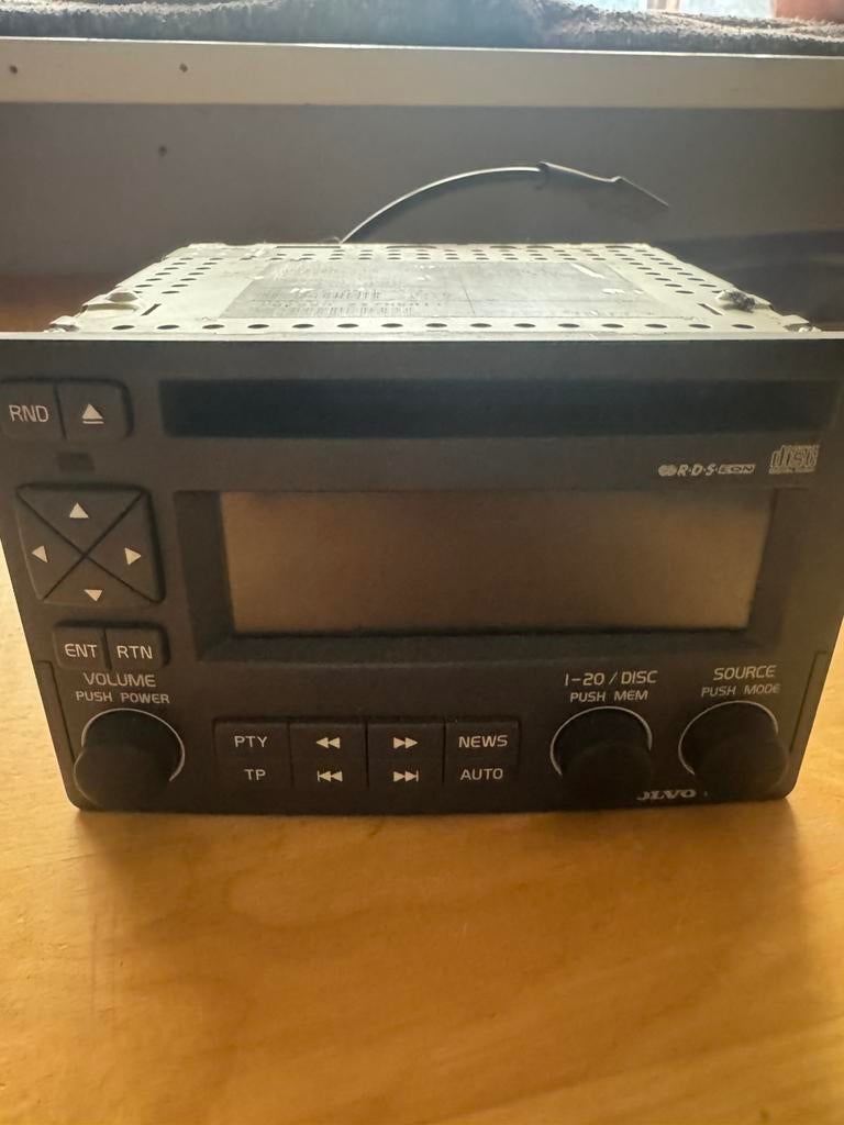 Volvo autoradio P30623157 met bluemusic bluetooth adapter, Gebruikt, Ophalen of Verzenden, Volvo, Volvo