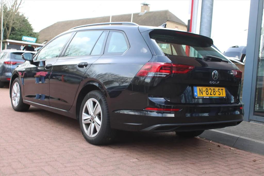 Volkswagen Golf Variant 1.0 TSI *Life* | Carpla € 14.750,0, Stof, Gebruikt, Bluetooth, Zwart
