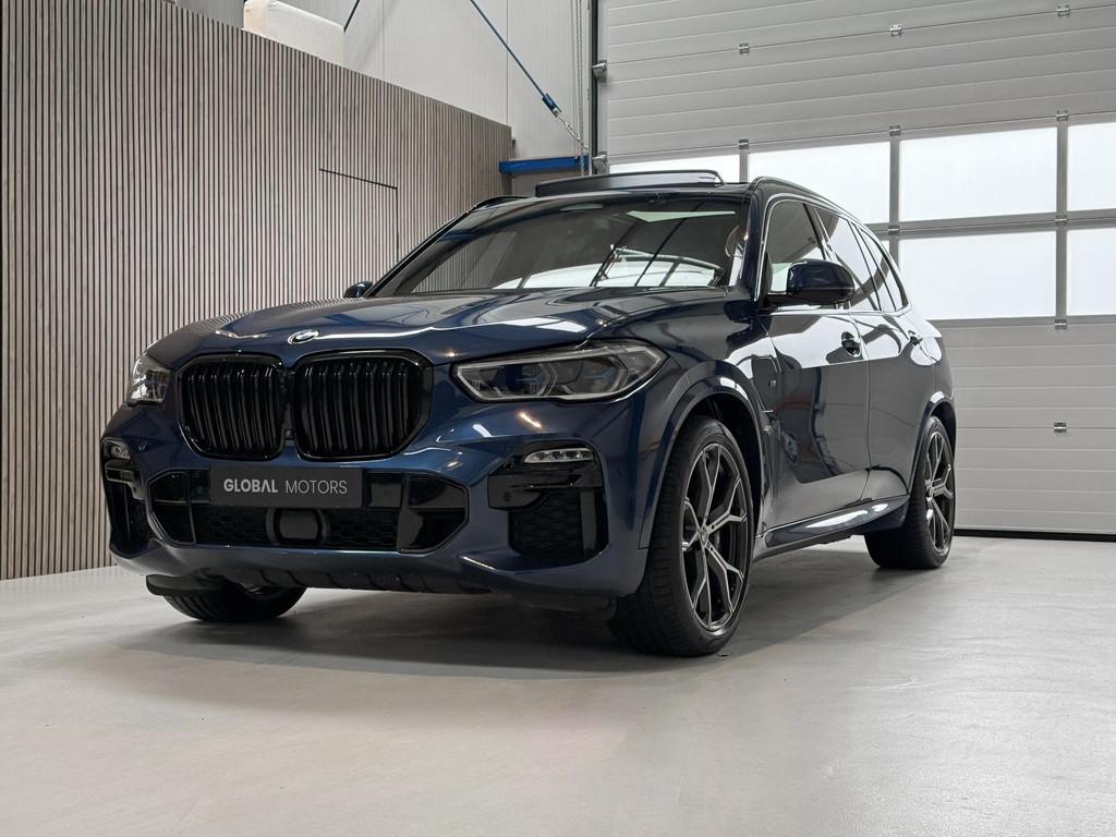 BMW X5 xDrive45e High Executive M SPORT PAKKET - PANORAMADAK, Gebruikt, 394 pk, Blauw, Vierwielaandrijving