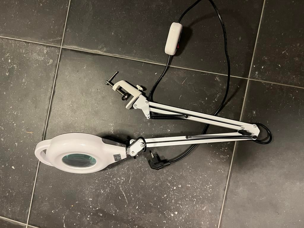 Loeplamp met klem, Hobby en Vrije tijd, Vergrootglazen, Loepen en Loeplampen, Ophalen, Gebruikt, Loeplamp