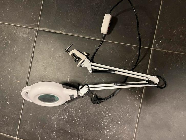 Loeplamp met klem, Hobby en Vrije tijd, Vergrootglazen, Loepen en Loeplampen, Gebruikt, Loeplamp, Ophalen