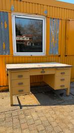 Vintage Gispen bureau staal - Opknapper, Huis en Inrichting, Bureaus, Ophalen, Gebruikt, Bureau