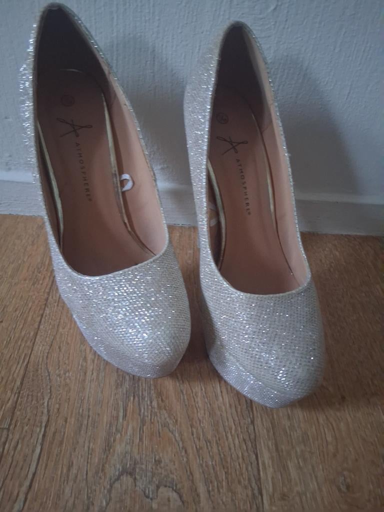 Gedragen zilverkleurige high heels, Atmosphere, Overige kleuren, Ophalen of Verzenden, Schoenen met hoge hakken