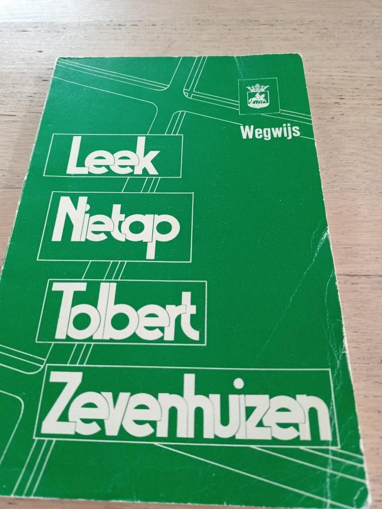 Oude gemeente gids uit 1975.Leek  Nietap,Tolbert,Zevenhuizen, Ophalen of Verzenden, Gelezen
