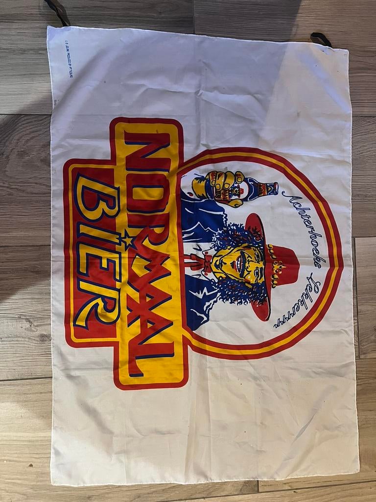 Vlag normaal bier, Ophalen, Zo goed als nieuw
