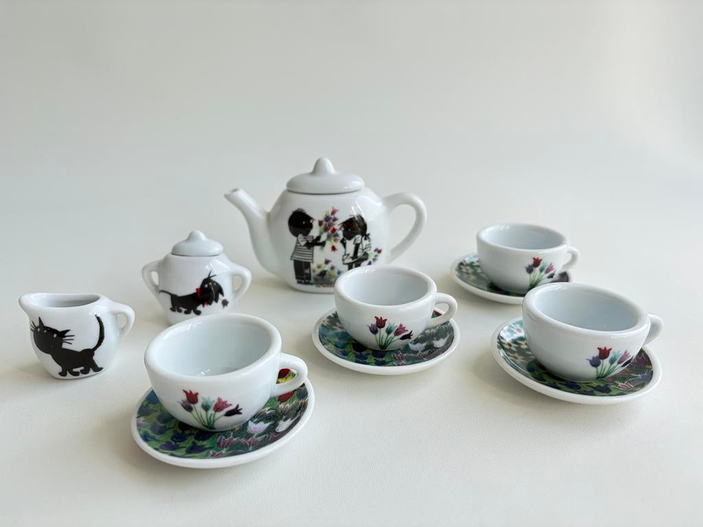 Douwe Egberts Jip & Janneke kinderserviesje “Tulpen”, Verzamelen, Ophalen of Verzenden, Gebruikt, Porselein, Compleet servies