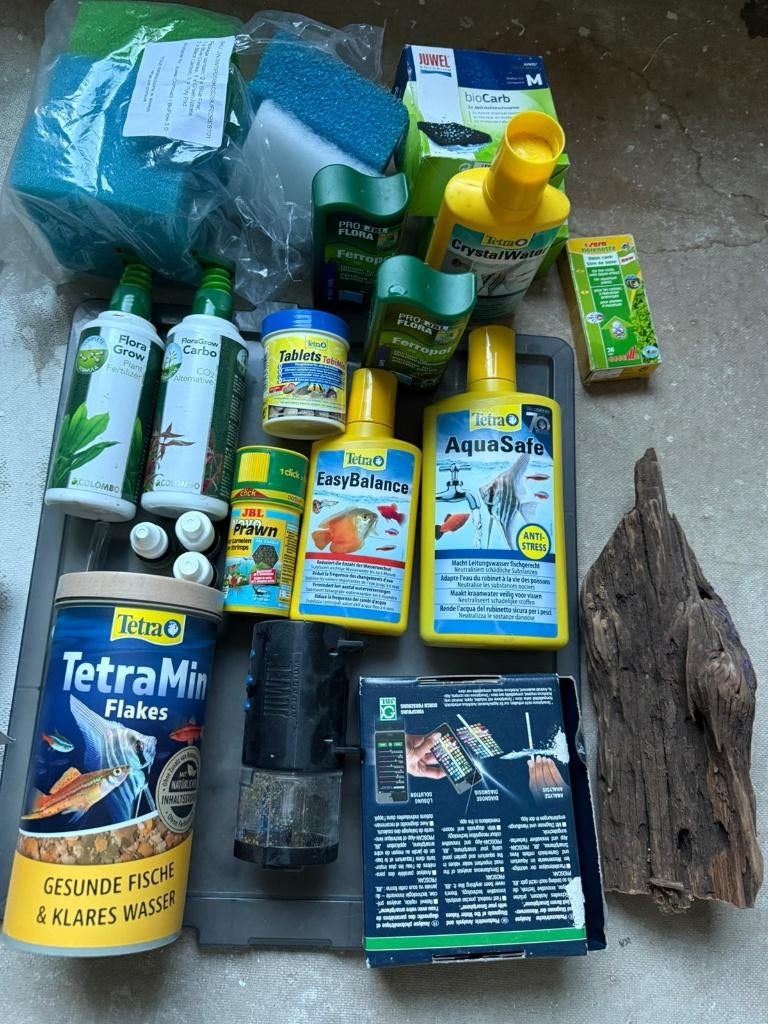 Vitaminen, eten en supplementen voor aquariums, Dieren en Toebehoren, Ophalen, Zo goed als nieuw, Overige typen