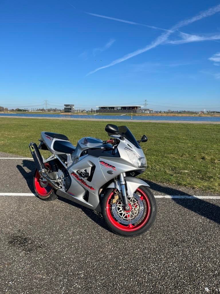 Honda CBR Fireblade 900RR – Pure power & rijplezier!, Motoren, Sportuitlaat, 4 cilinders, Motorrijbewijs A, Super Sport