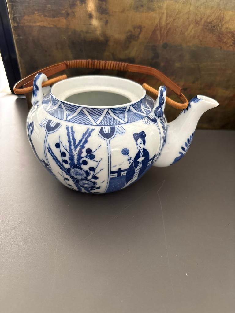 Vintage Chinese theepot met bamboe handvat, blauw-wit, Antiek en Kunst, Antiek | Porselein, Ophalen of Verzenden