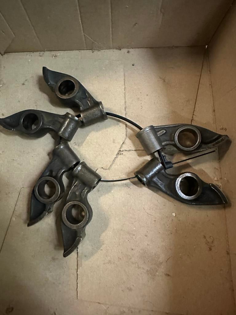 E230 tuimelaars mercedes m102 motor, Auto-onderdelen, Ophalen of Verzenden, Gebruikt