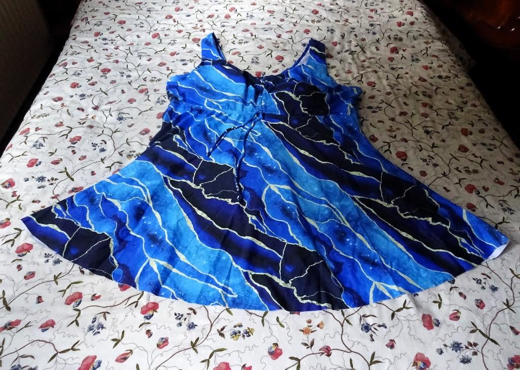 Blauwe zwem jurk met los zwart broekje Maat XXL, Kleding | Dames, Badmode en Zwemkleding, Verzenden, Gedragen, Blauw, Badpak