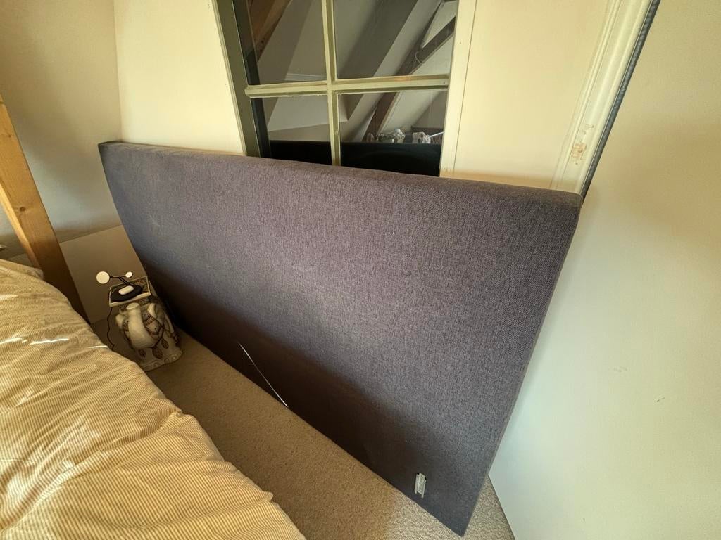 Hoofdbord voor tweepersoonsbed - Grijs stof, Huis en Inrichting, Slaapkamer | Bedden, Ophalen, Tweepersoons, Zo goed als nieuw