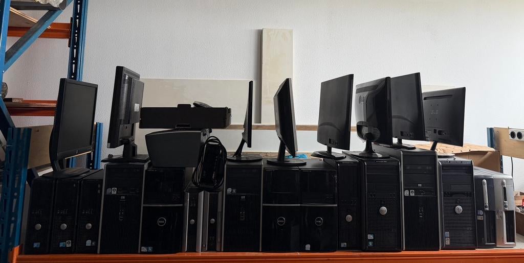 partij computers met gratis schermen, Ophalen, Onbekend