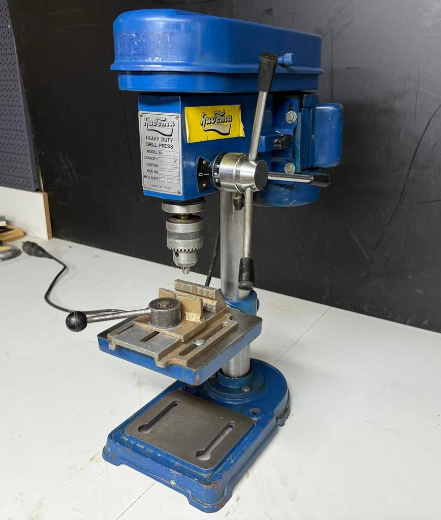 Huvema Hu-13N Kolomboormachine, Doe-het-zelf en Verbouw, Gereedschap | Boormachines, Ophalen, Gebruikt, Kolomboormachine, Variabele snelheid