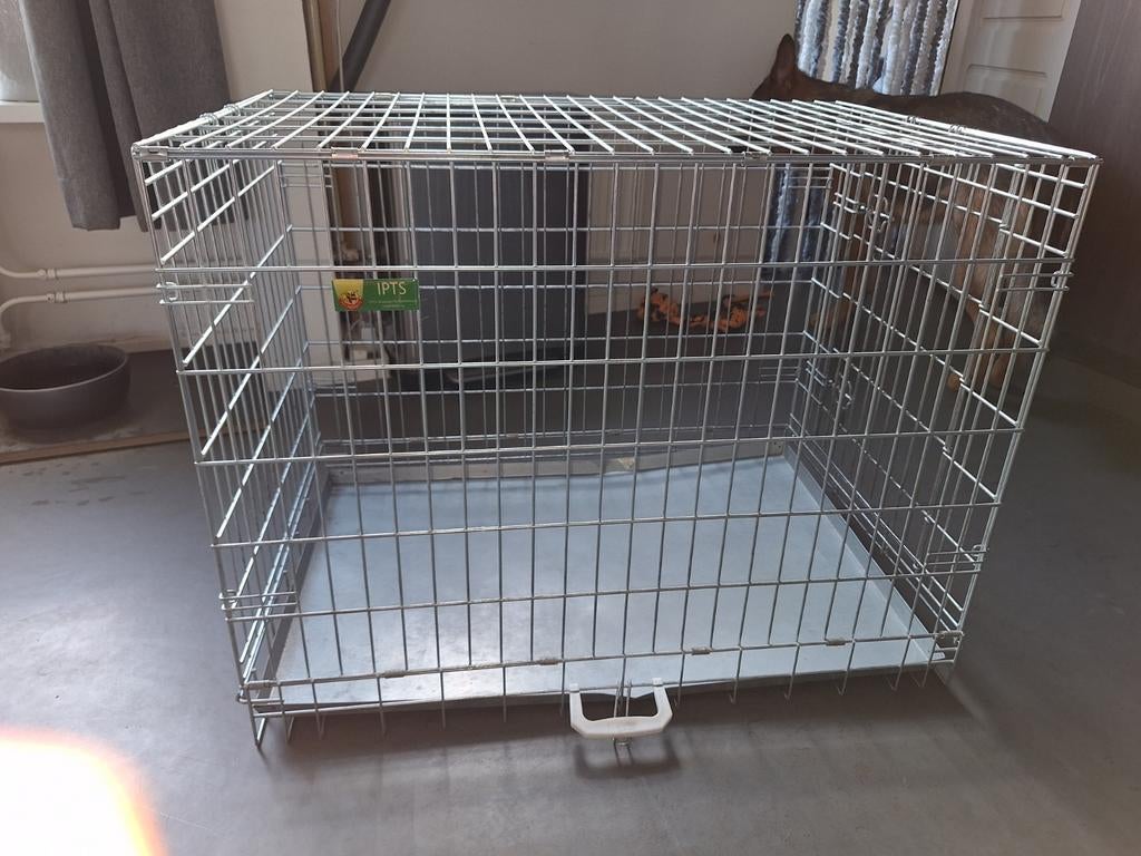 Honden bench 90/60 cm en 70 cm hoog., Ophalen, Zo goed als nieuw, 75 tot 110 cm, 65 tot 100 cm