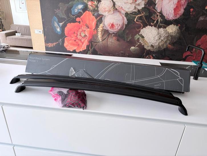 Tesla Model Y dakdragers - Zo goed als nieuw, Auto diversen, Dakdragers, Zo goed als nieuw, Ophalen of Verzenden